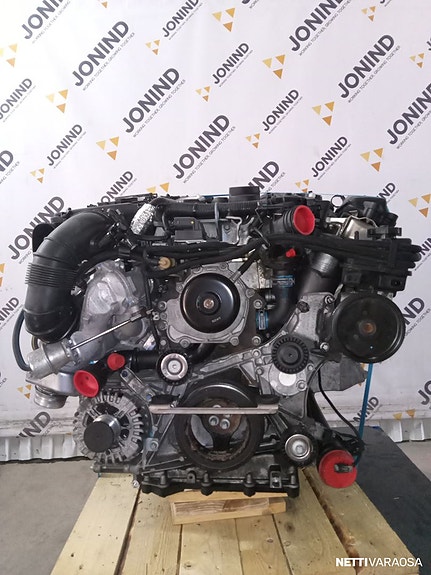 Mercedes-Benz Käytetty vaihtomoottori E 2011 2.2 Diesel 125kw moottori 651924 O