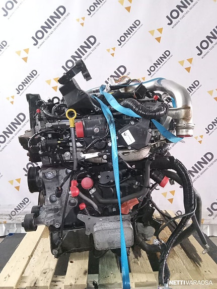 Nissan Käytetty vaihtomoottori Qashqai 2012 1.6 Diesel 96kw moottori R9M405 101