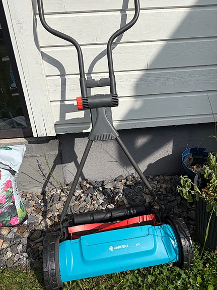 Gardena käsikäyttöinen ruohonleikkuri