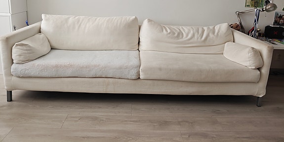 HT Collection sohva - saat 20€.