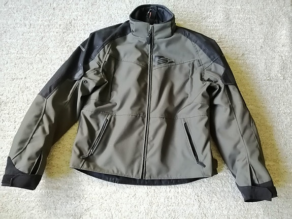 Sweep Tyron ajotakki XL