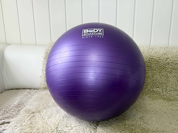 Jumppapallo Body Sculpture