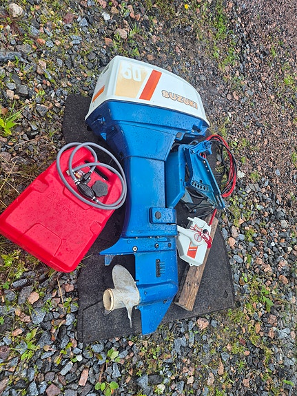 Suzuki 50 hp perämoottori