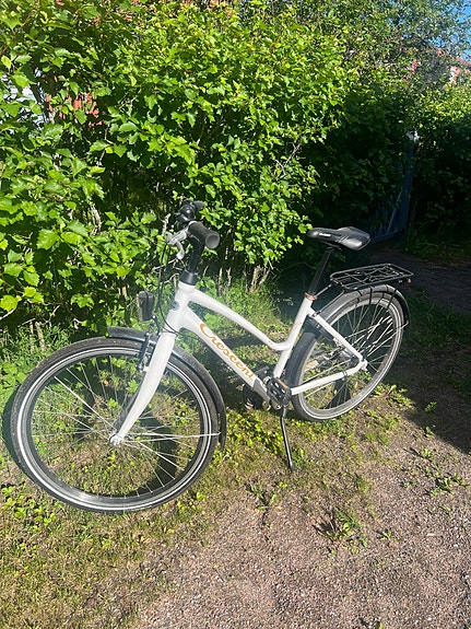 Vähän käytetty Crescent Mist 26 tuumas