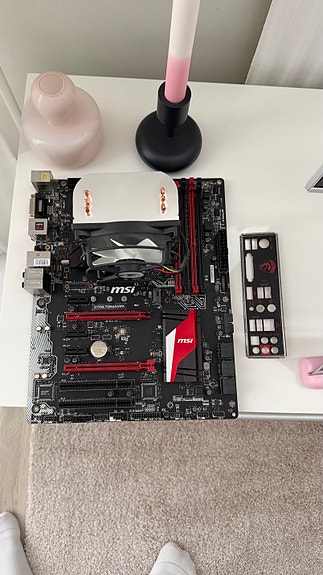 i5 6600K+MSI Tomahawk z170 emolevy