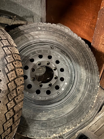 Chevy van 8pulttiset vanteet