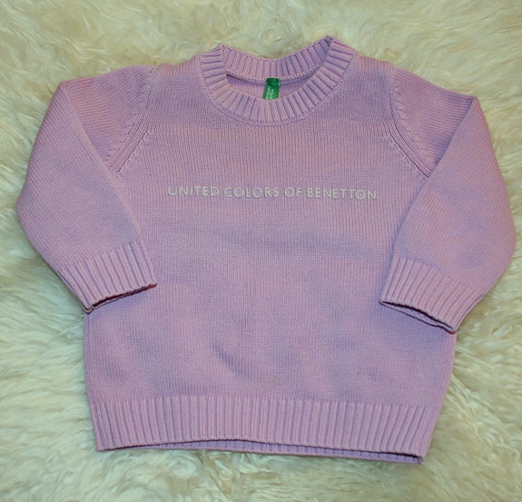 Benetton neule
