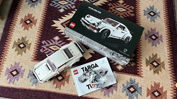 LEGO Icons Porsche 911 Targa/Turbo -rakennussarja