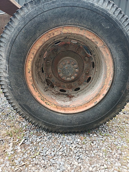 9x20 renkaat 10 jako keskireikä 280 löytyykö ?