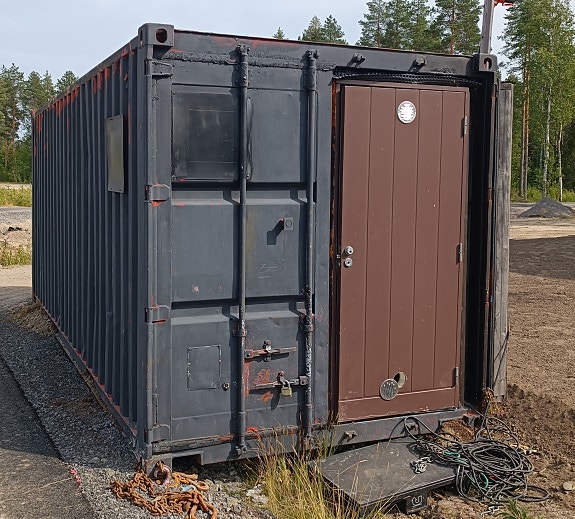 Vuokrataan eristetty merikontti 70e/kk