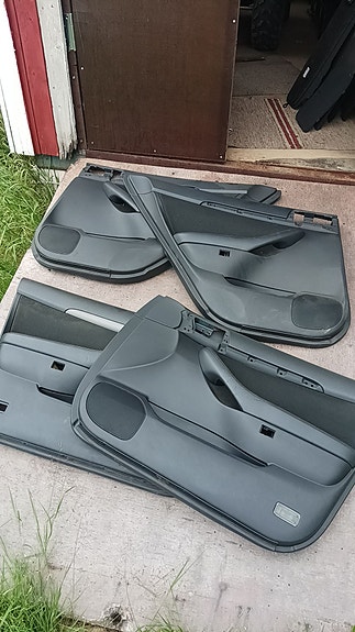 Avensis t25 ovipahvit