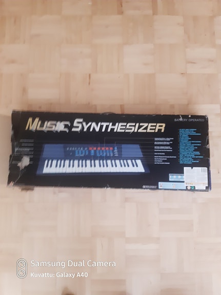 Musiikki syntetisaattori