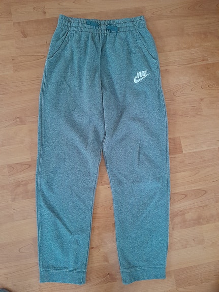 Nike collegehousut