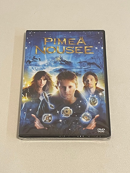 Pimeä nousee (2007) DVD