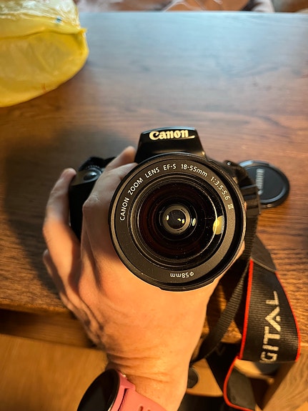 Canon EOS1100D with 18–55mm objective