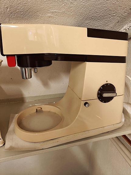 Kenwood yleiskone ja lisäosat