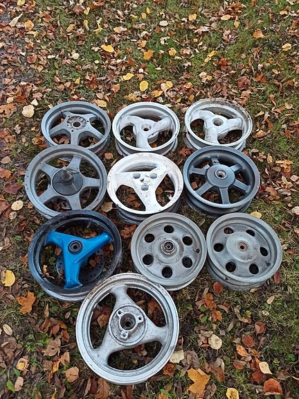 Skootterin vanteita