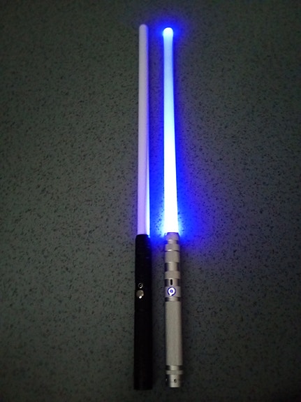 Star Wars valomiekat 2kpl