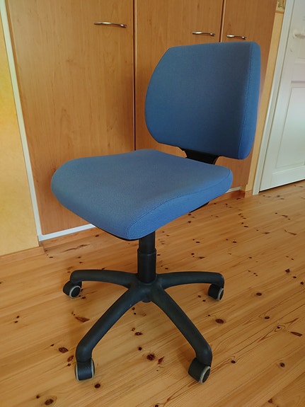 Iskun työtuoli
