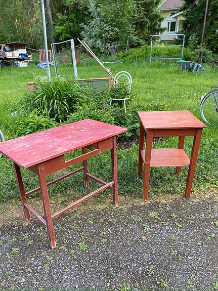 Vanha talonpoikaispöytä