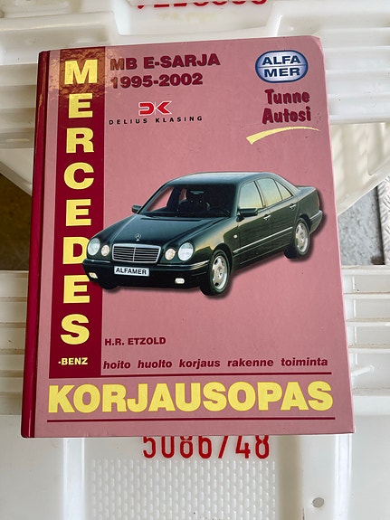 Mercedes-Benz korjausopas W210 1995–2002