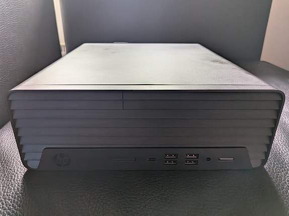 HP ProDesk SFF -pöytäkone (i5, 16GB RAM, 256GB SSD, Win 11 Pro)