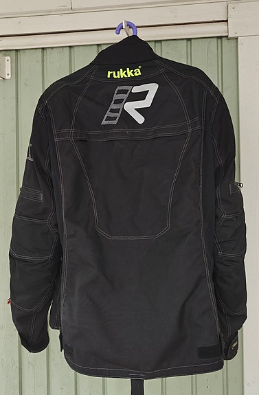 Rukka Gore-Tex ajotakki ja -housut musta, koko 56