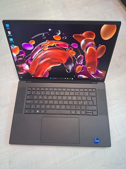 Dell Precision 5680 Mobiilityöasema