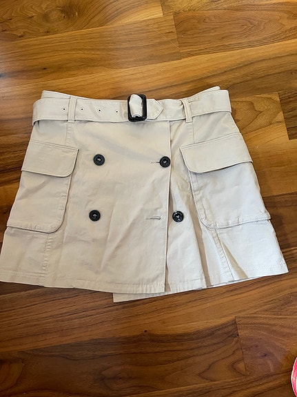 Burberry tyttöjen hame koko 164 beige