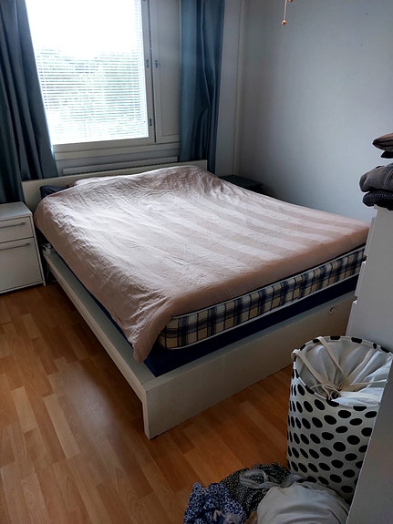 Ikean jenkkisänky / 160cm leveä