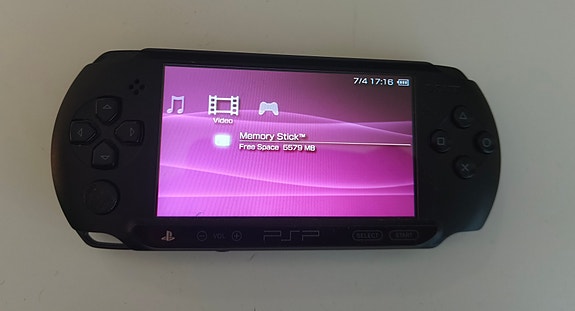 PSP E1004