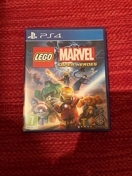 Lego Marvel Super Heroes PS4 peli
