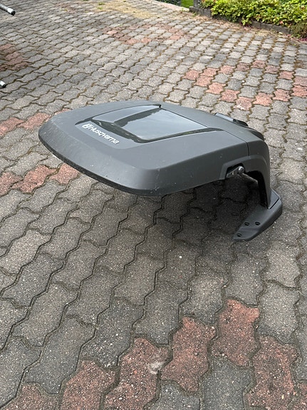 Husqvarna P2 suojakatos 400-sarjan automowerille