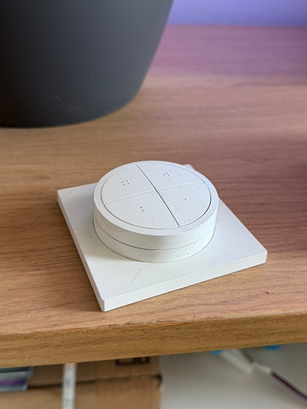 Hue tap dial