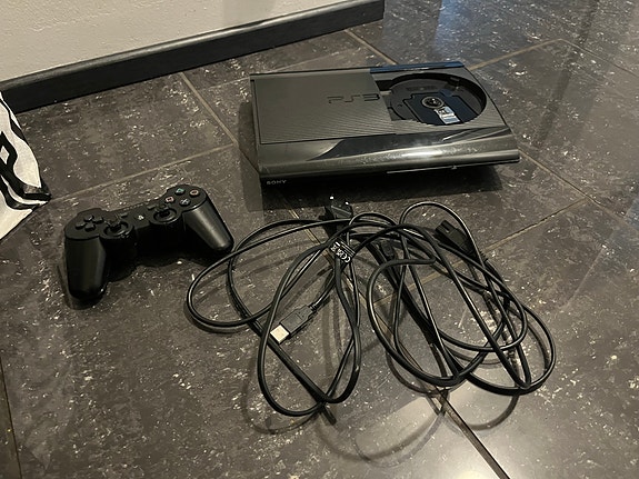 Sony PlayStation 3 pelikonsoli