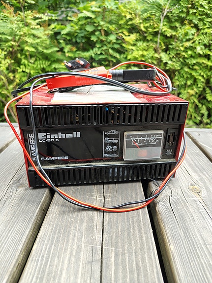 Einhell akkulaturi 12V 6A