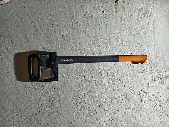 Fiskars halkaisukirves&oq 2 kg