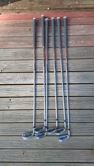Cobra King f8 -vasenkätinen