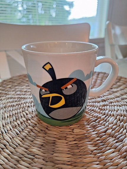 Arabia Angry Birds muki Pommi