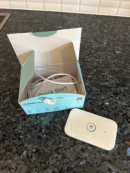 Huawei 4g mobiilireititin / modeemi E5573C