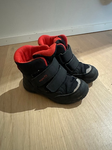 Superfit Gore-Tex talvikengät koko 23