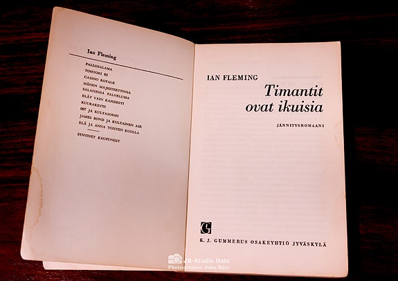 Timantit ovat ikuisia - Ian Flemingin kirja agentti James Bondin seikkailuista