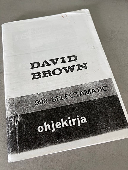 David Brown 990 selectamatic ohjekirja