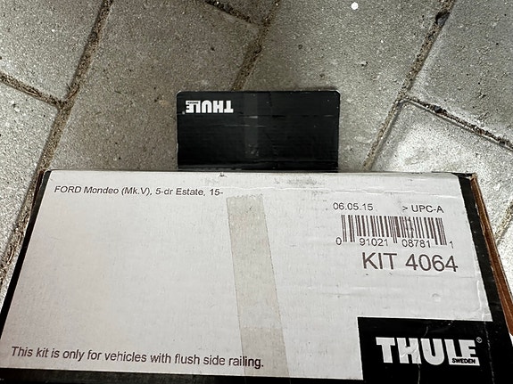 Thule KIT 4064 kattotelineen kiinnikesarja Ford Mondeo