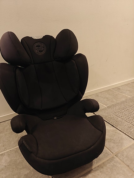 Cybex Solution X i-Fix Turvaistuin (musta) 4-12v