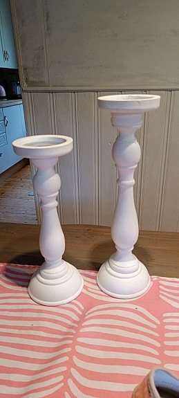 Korkeat kynttilänjalat