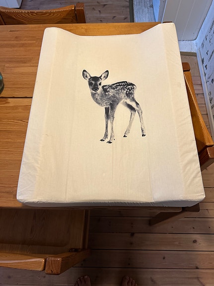 Hoitopöydän pehmuste/patja