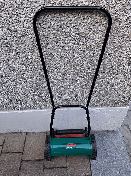 Bosch AHM 30 käsikäyttöinen ruohonleikkuri