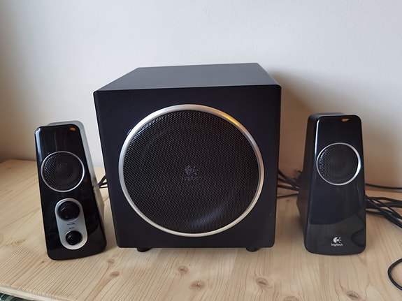 Logitech Z523 kaiuttimet