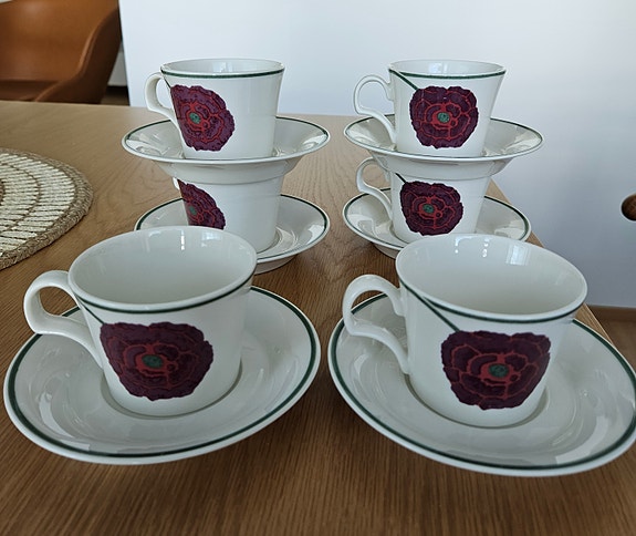 Arabia Illusia kahvikupit + aluslautaset 6kpl